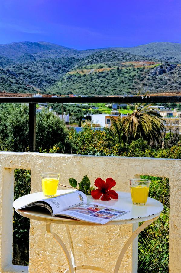 Aparthotel Stelios 3*
